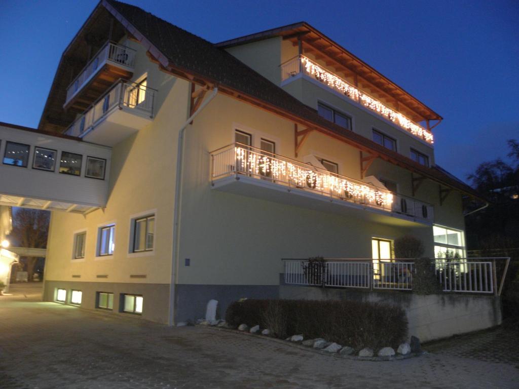 Hotel-Gasthof Stoff Wolfsberg Exterior photo